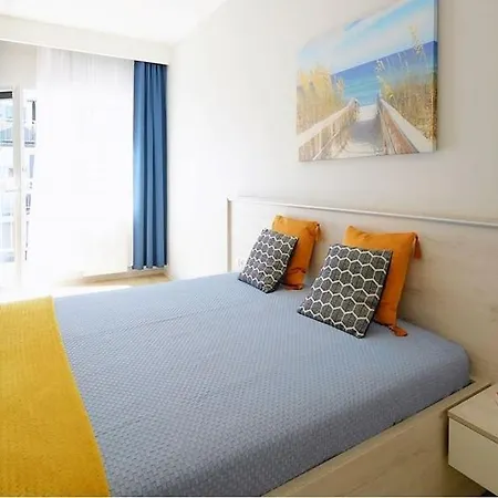 Adrian Apartment *